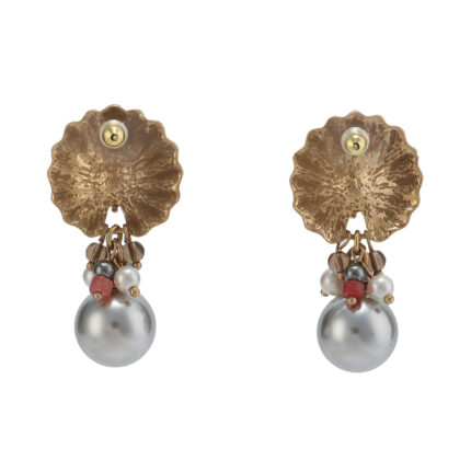 Antique style jewelry